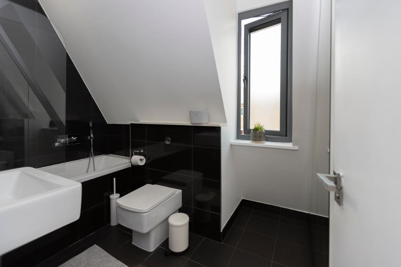 Stunning 3 Bedroom Penthouse With Terrace And Lift Londres Exterior foto