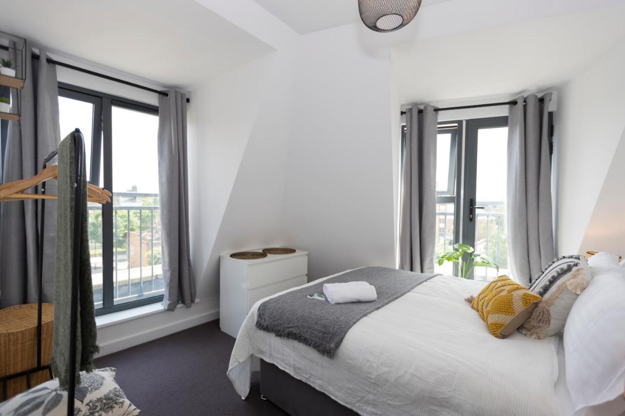 Stunning 3 Bedroom Penthouse With Terrace And Lift Londres Exterior foto