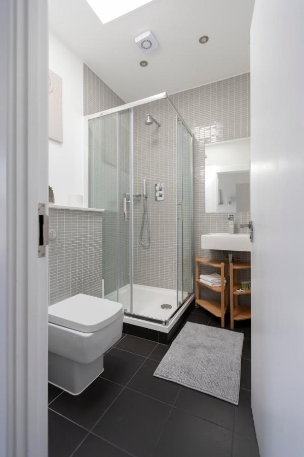 Stunning 3 Bedroom Penthouse With Terrace And Lift Londres Exterior foto