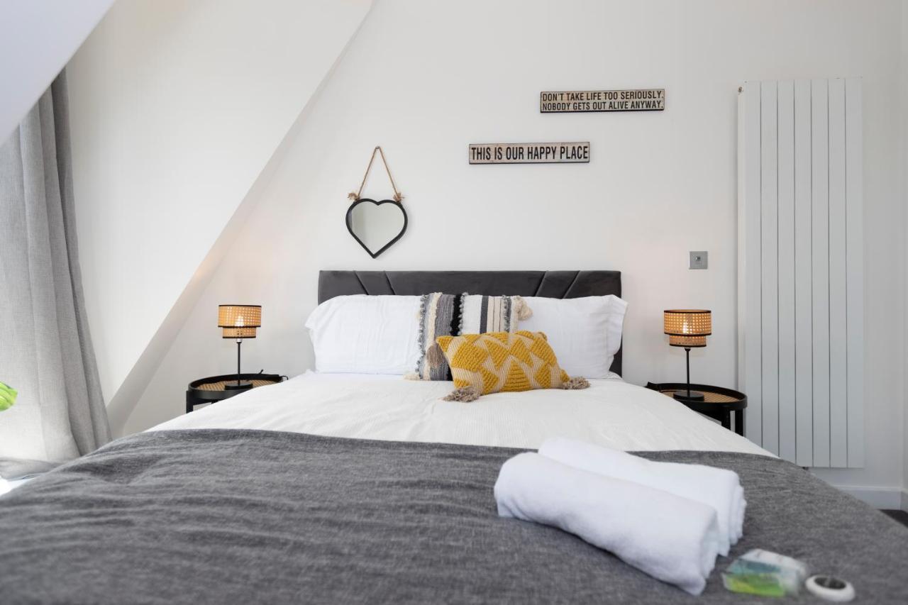 Stunning 3 Bedroom Penthouse With Terrace And Lift Londres Exterior foto